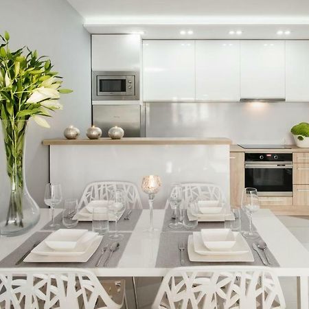Icon Apartments Centrum 55M2 Вроцлав Экстерьер фото